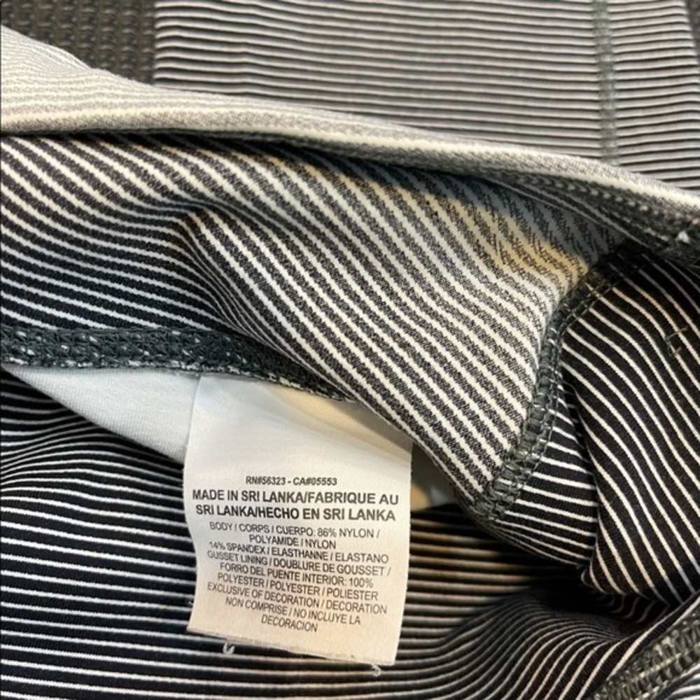 Nike Legging Size Small - Picture 8 of 13
